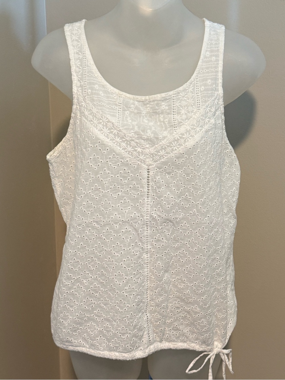 Lucky Brand White Eyelet Sleeveless Top Waist Tie
